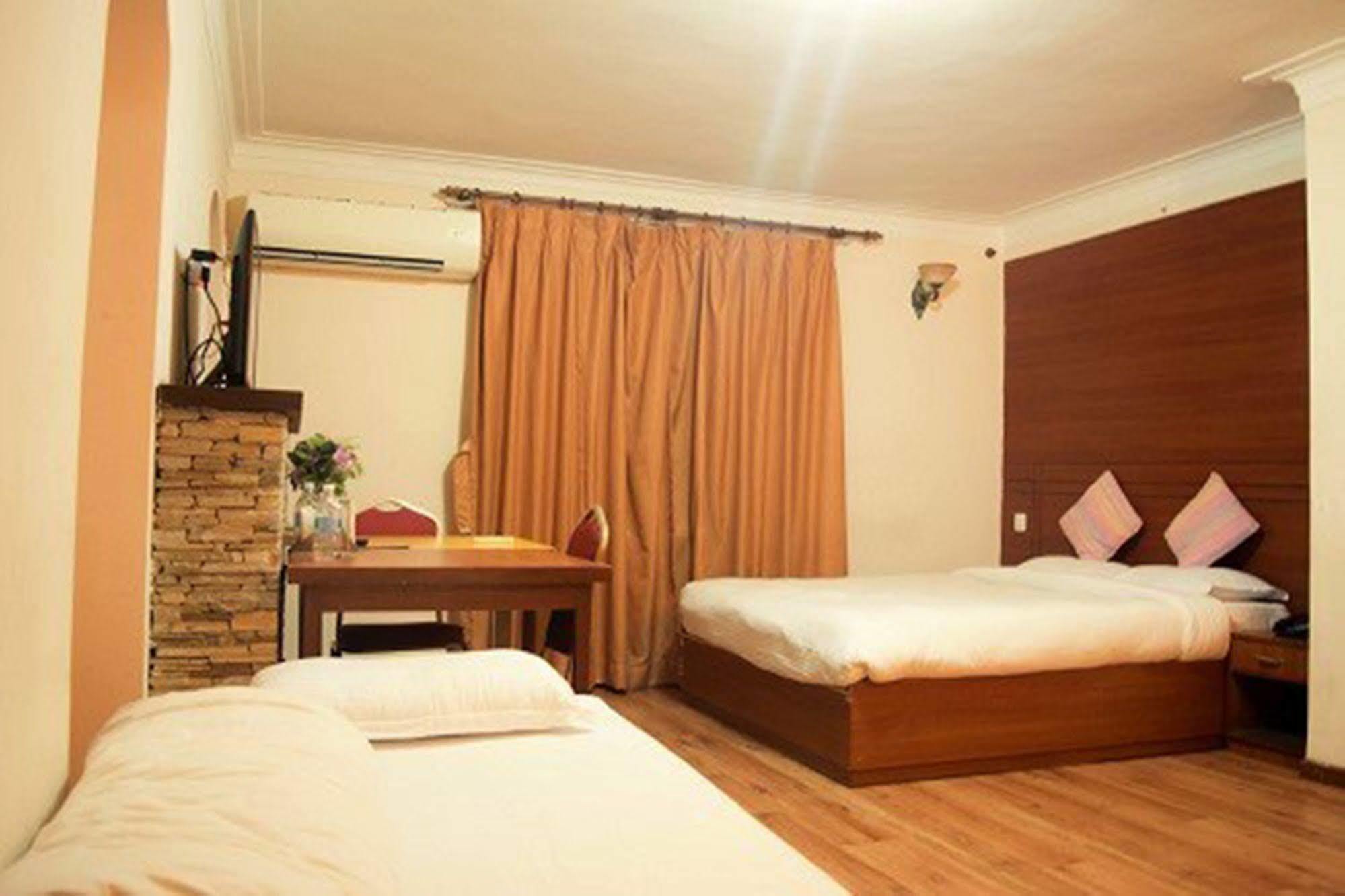 Aryal International Hotel Catmandu Exterior foto