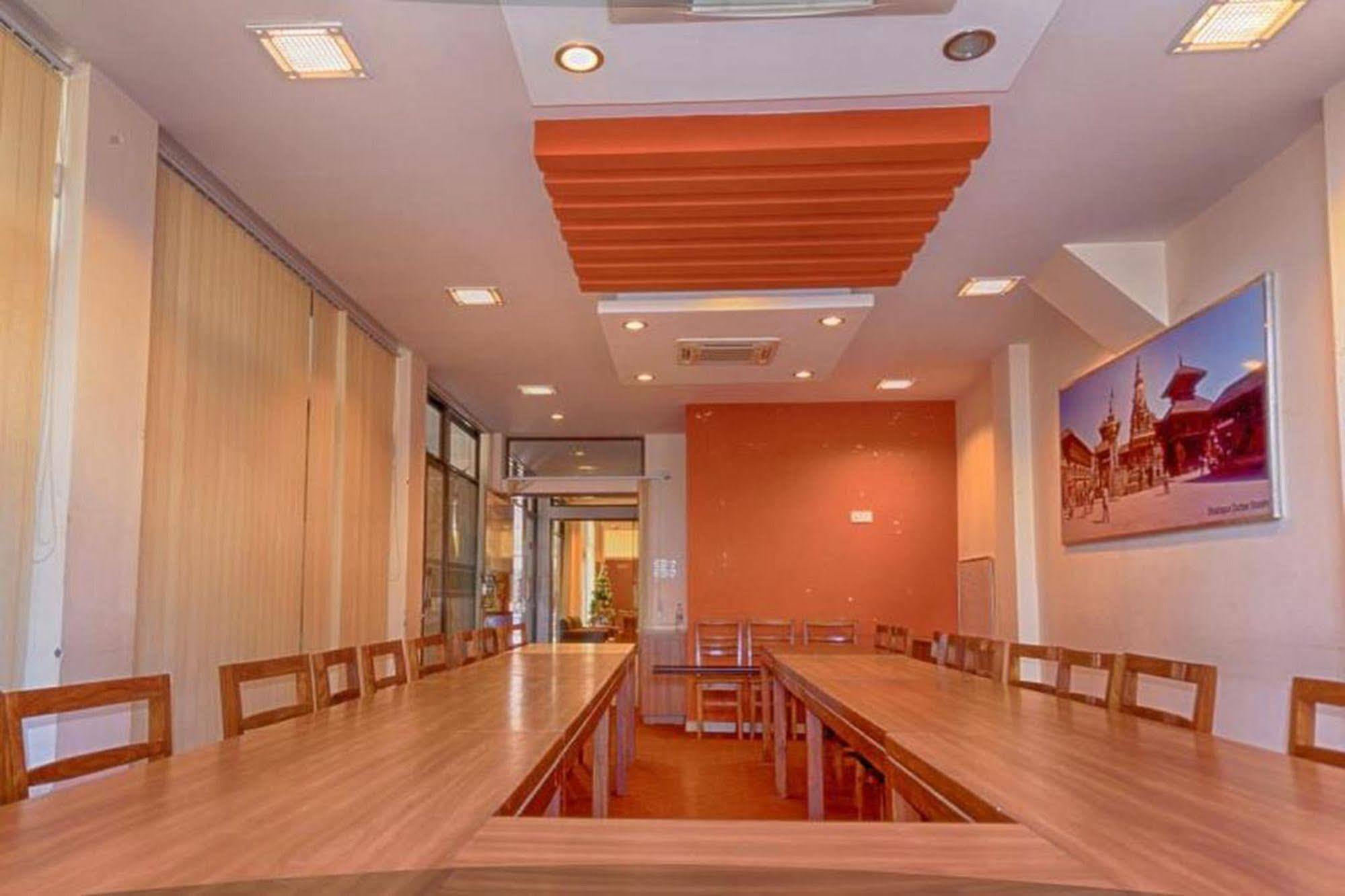 Aryal International Hotel Catmandu Exterior foto